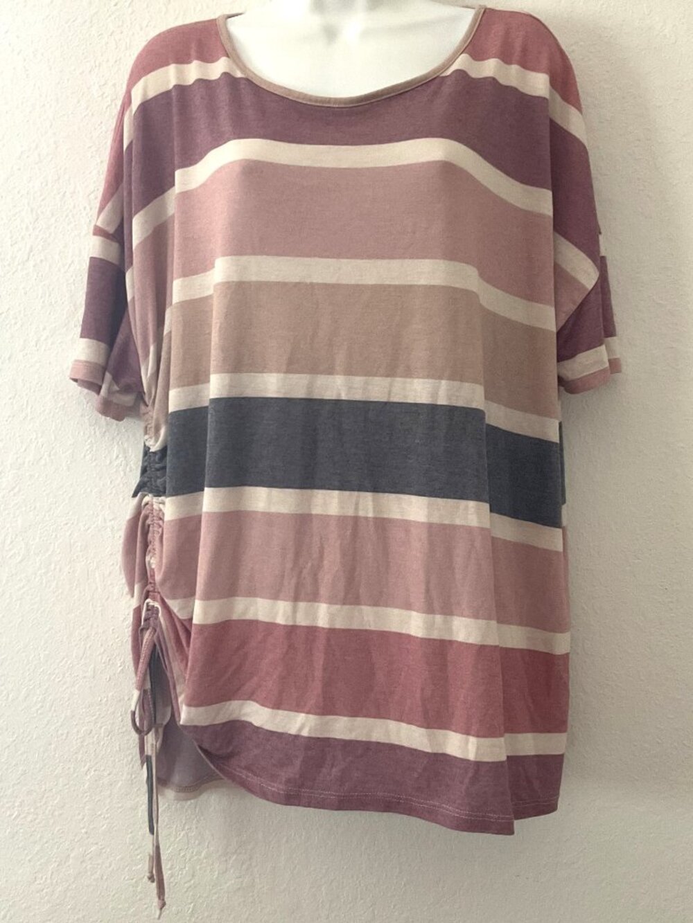 JOEI & I WOMEN'S PLUS SIZE 3X SIDE-CINCH STRIPED TOP EUC